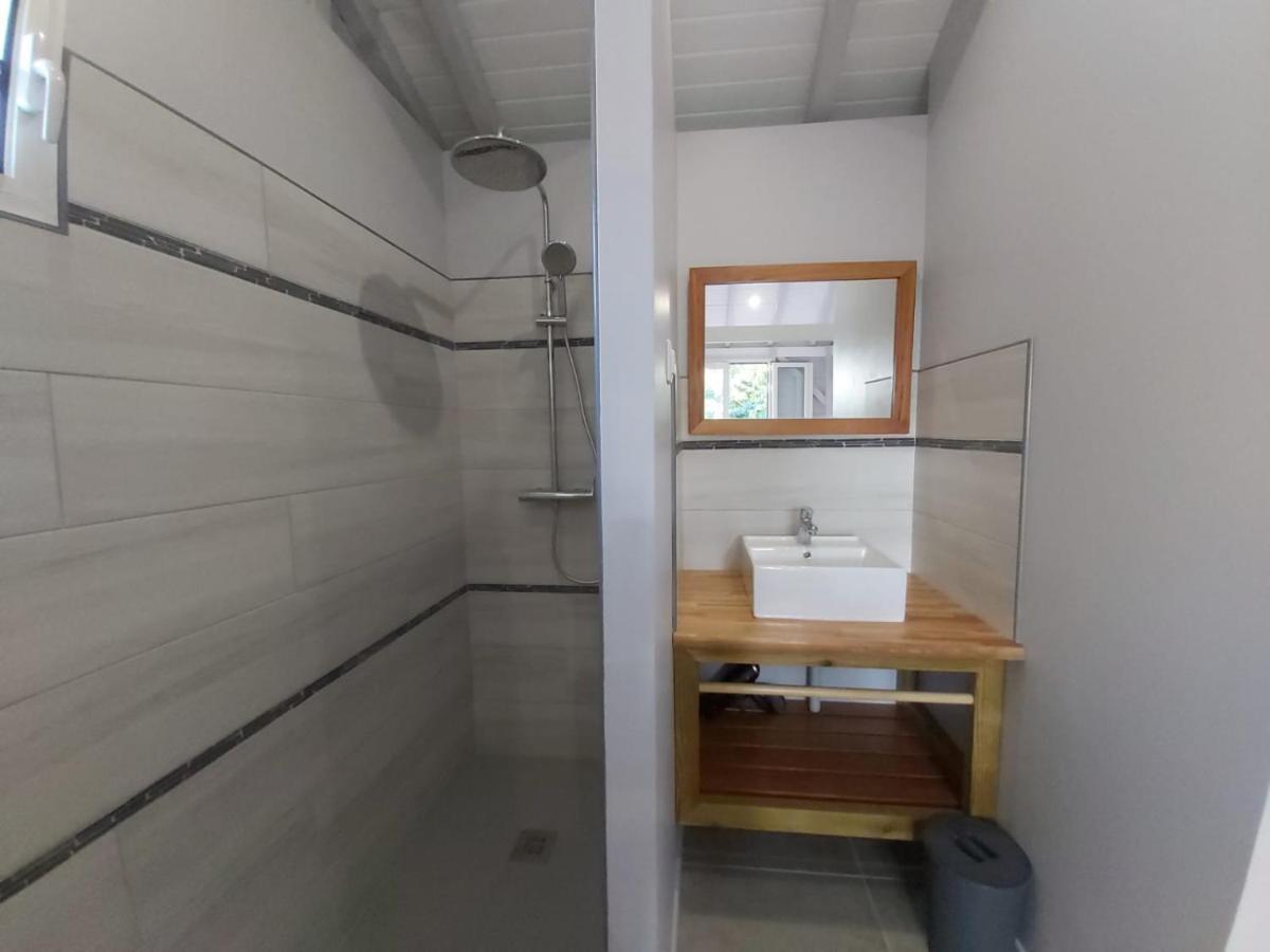 Caraibes Cottages Corail Piscine Privee A 900M De La Plage De Grande Anse 데샤이에스 외부 사진